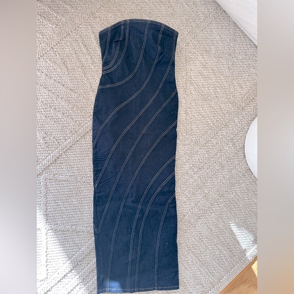 NWT Zara Denim Strapless Midi Sculpted Stitch Dress Medium & Large - Picture 7 of 13